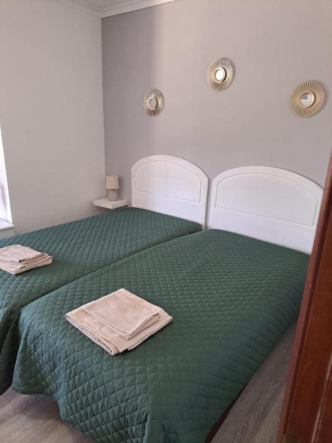 Apartamentos Serranheira Costa de Santo Andre Esterno foto